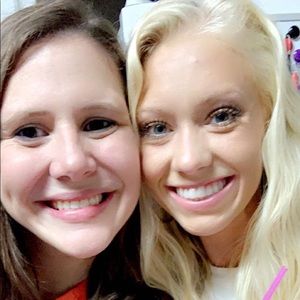 Meet your Posher, Abby